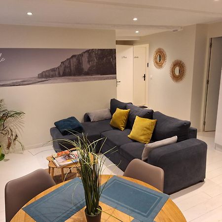 Appartement Le Phare Au Pied Du Port Saint-Valery-en-Caux Buitenkant foto